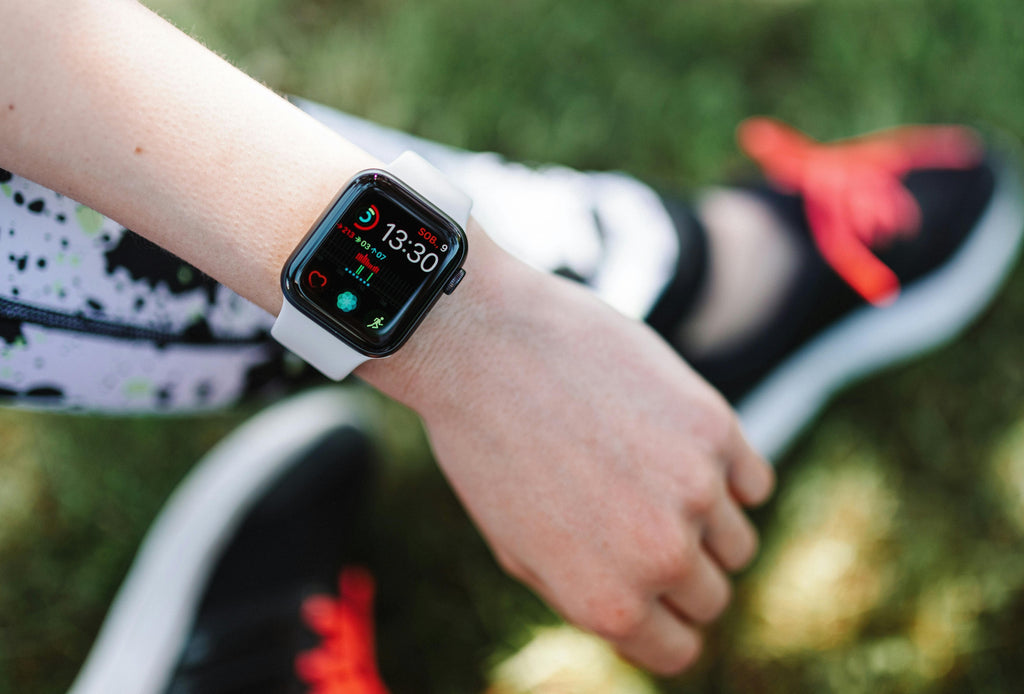 Can You Rely on Smartwatches for Heart Rate and Blood Pressure Tracking?